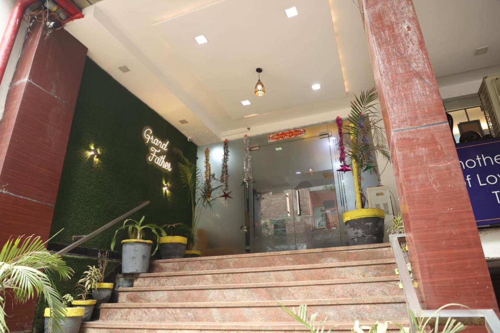 Hotel Grand Father Agra  Luaran gambar